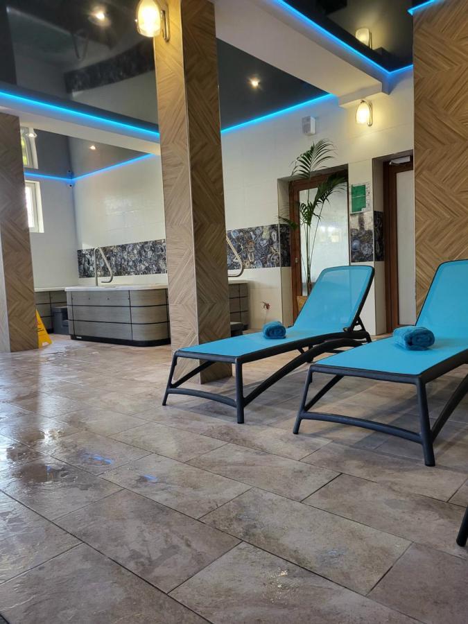 Dom Jastrzebia Z Basenem I Jacuzzi Apartment Jastrzebia Gora Luaran gambar