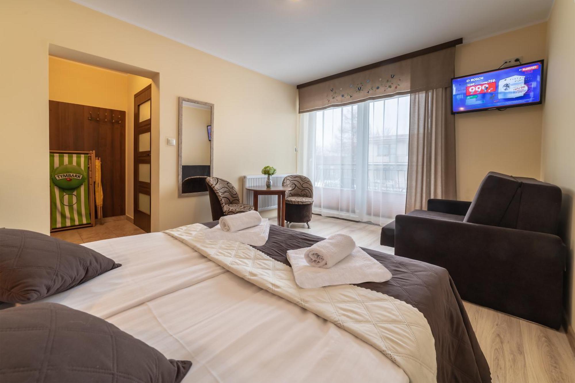 Dom Jastrzebia Z Basenem I Jacuzzi Apartment Jastrzebia Gora Luaran gambar
