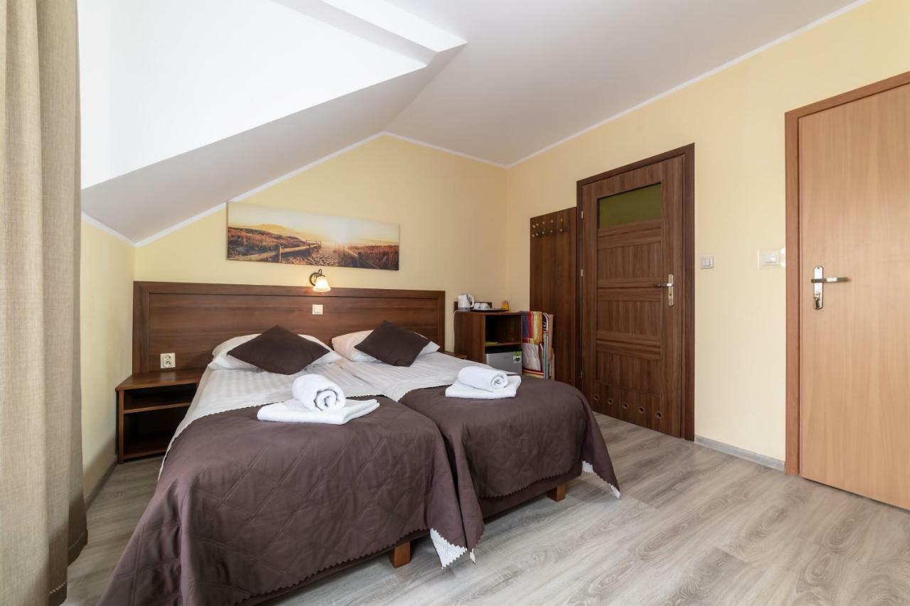 Dom Jastrzebia Z Basenem I Jacuzzi Apartment Jastrzebia Gora Luaran gambar