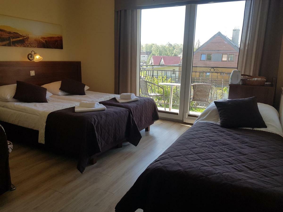 Dom Jastrzebia Z Basenem I Jacuzzi Apartment Jastrzebia Gora Luaran gambar