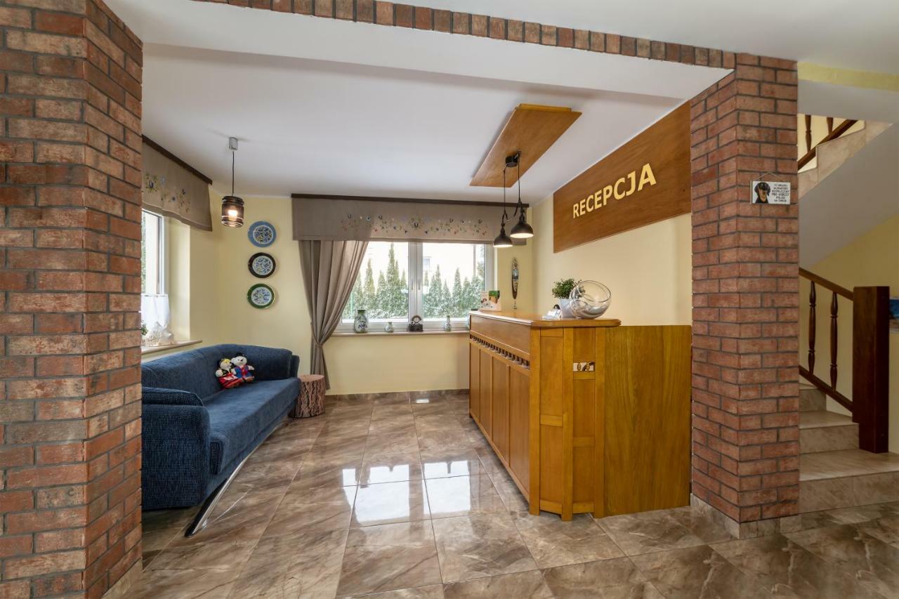 Dom Jastrzebia Z Basenem I Jacuzzi Apartment Jastrzebia Gora Luaran gambar
